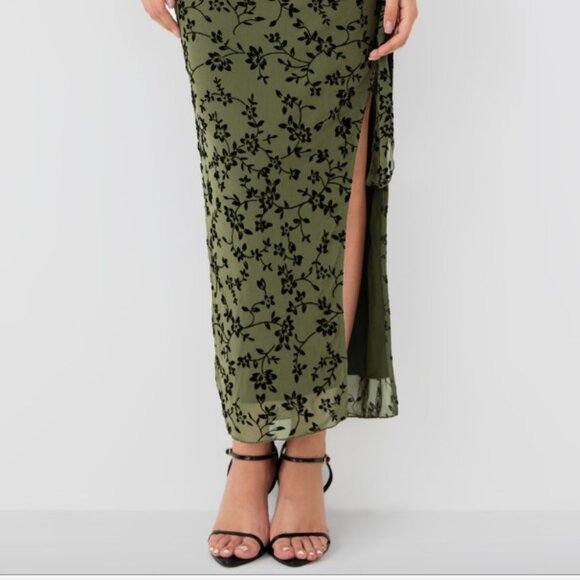 Floral Maxi Dress - Picture 5 of 5